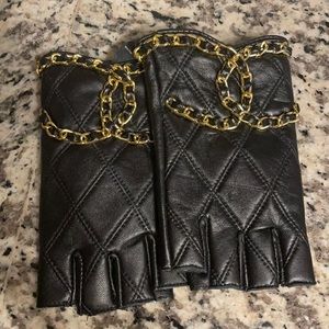 Black Lambskin & chain fingerless gloves